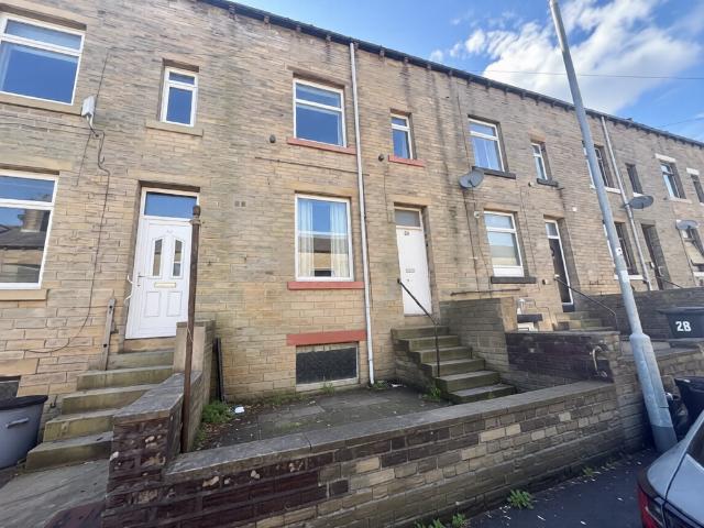 House for sale in Halifax, West Yorkshire
