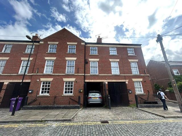 House for sale in Canning / Georgian Quarter, Calderstones