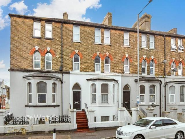 House for sale in Tower Hamlets, Ash