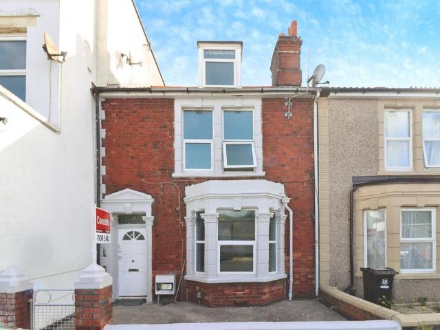 House for sale in Feckenham, City Of Bristol