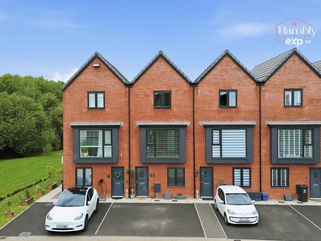 House for sale in Falcon Lodge, Wales