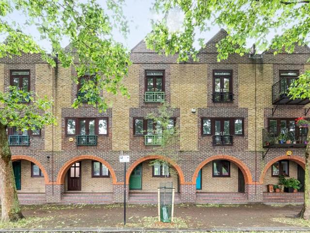 House for sale in Rotherhithe, Greater London