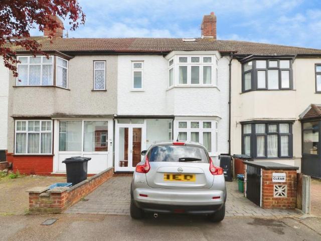 House for sale in Barkingside, Greater London