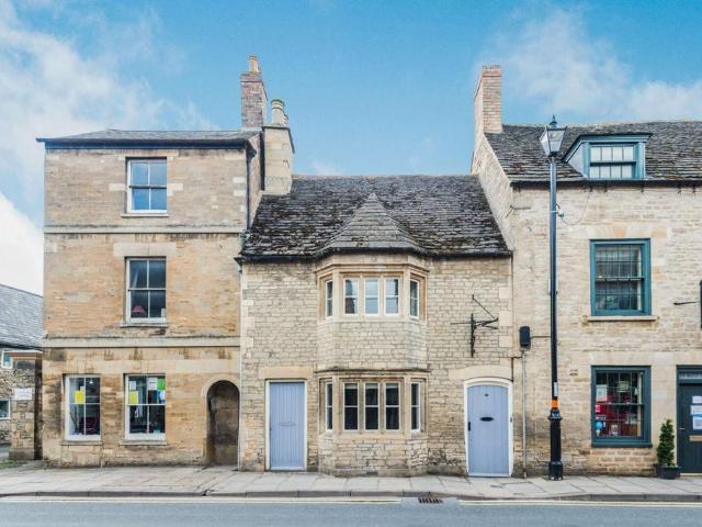 House for sale in Oundle