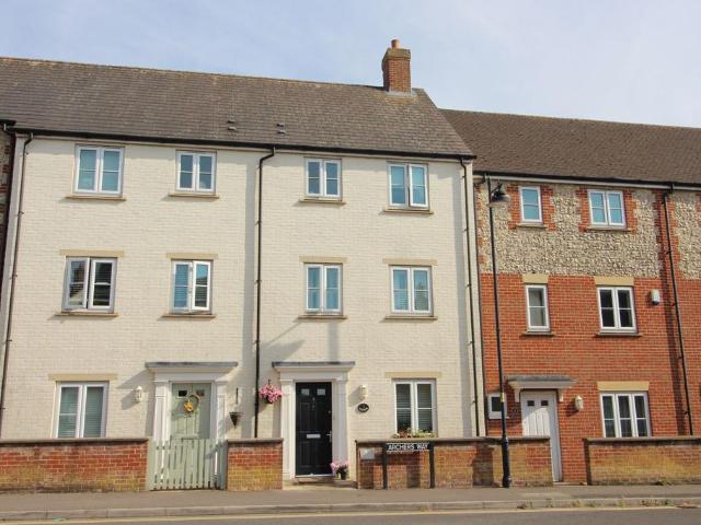 House for sale in Amesbury