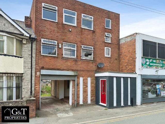 House for sale in Dixons Green, West Midlands