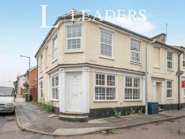 House for sale in Key Street, Suffolk