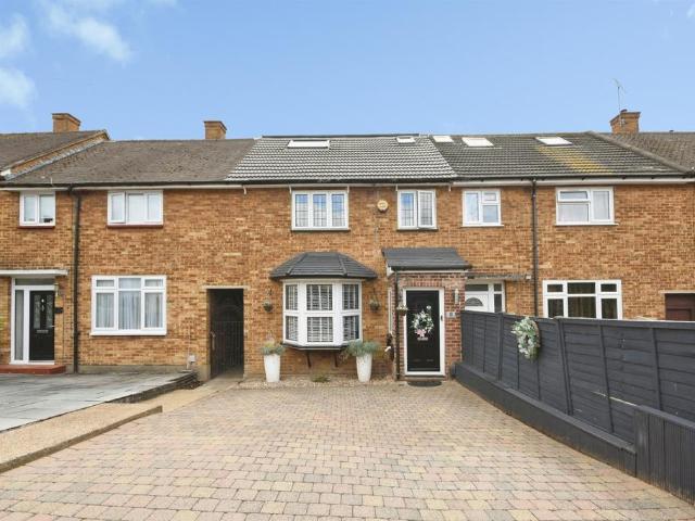 House for sale in Harold Hill, Greater London