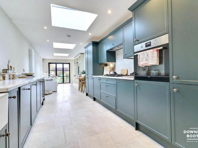 House for sale in Lichfield, Boley Park