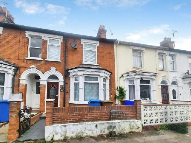 House for sale in Key Street, Suffolk
