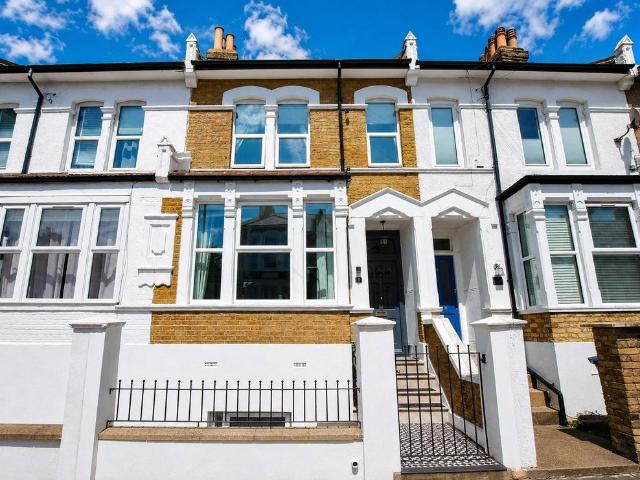House for sale in Glyndon, Plumstead