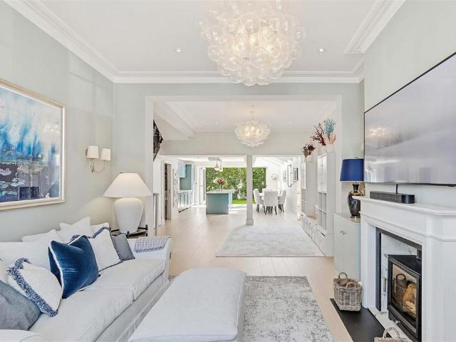 House for sale in Fulham, Greater London