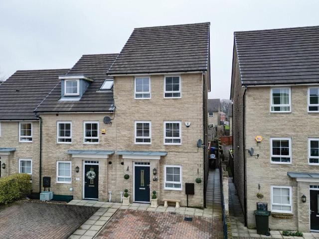 House for sale in Clough, Burnedge