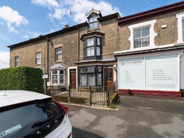 House for sale in Charlesworth, East Midlands