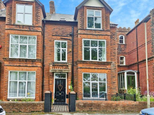House for sale in South Cliff, Kepwick