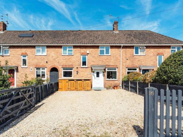 House for sale in New Catton, East Bank