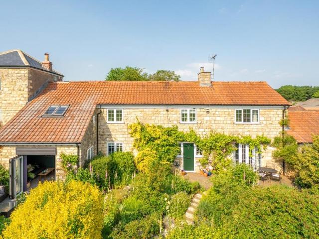 House for sale in Fishers Green, North Yorkshire