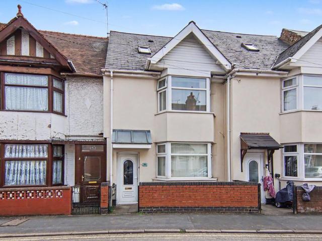 House for sale in Chilvers Coton, Camp Hill
