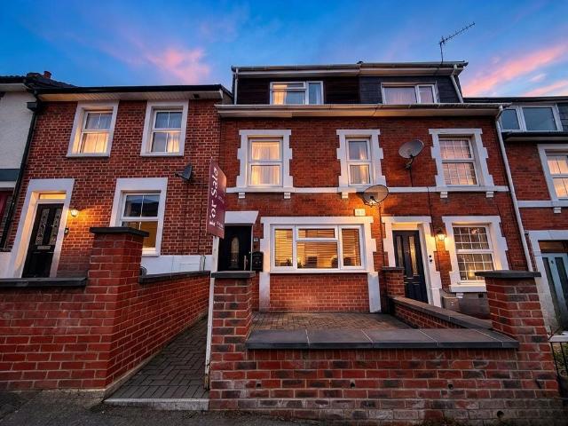 House for sale in Old Town, Swindon