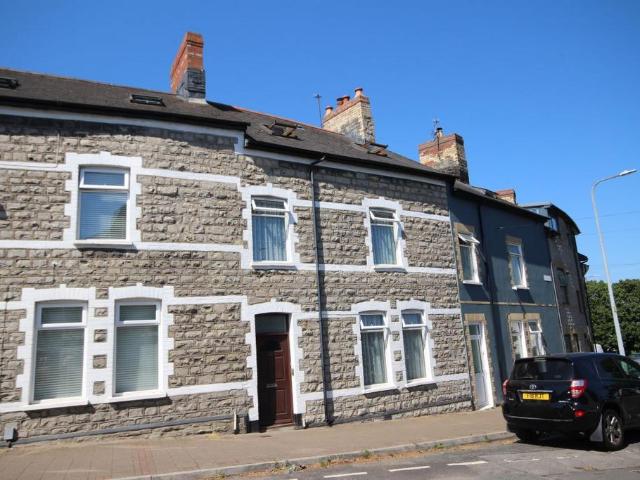 House for sale in Penarth Marina, Penarth