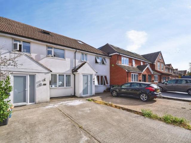 House for sale in Fairlop, Greater London