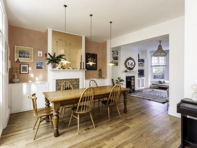 House for sale in Dollis Hill, Greater London