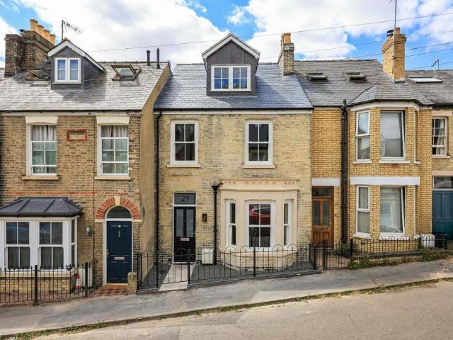 House for sale in Arbury, Cambridgeshire