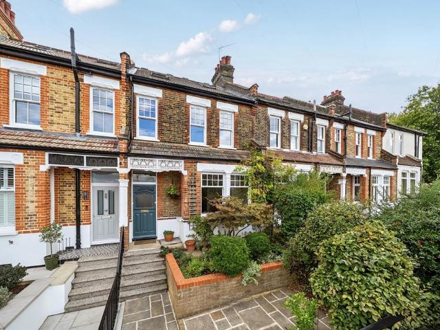 House for sale in Shooters Hill, Greater London
