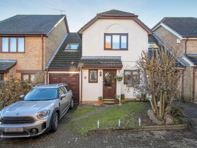 House for sale in Winkfield