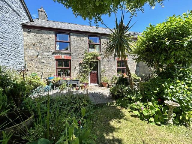 House for sale in Farms Common, Cornwall