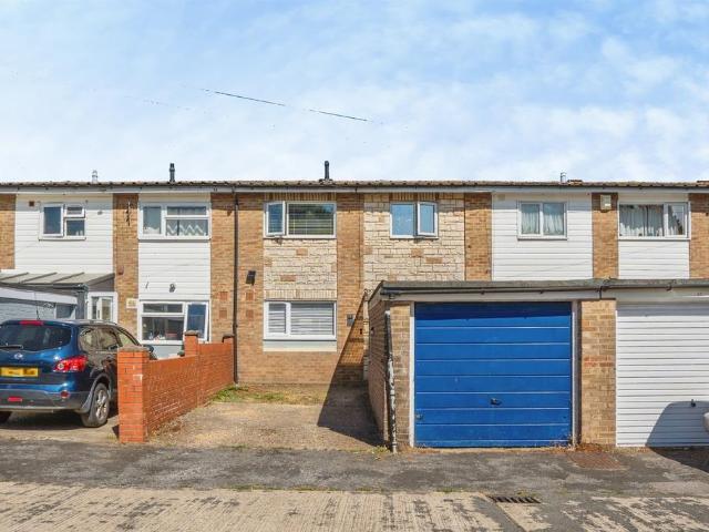 House for sale in Spring Vale, Hampshire