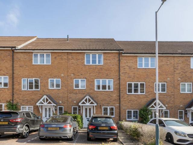 House for sale in London Borough of Havering, Greater London