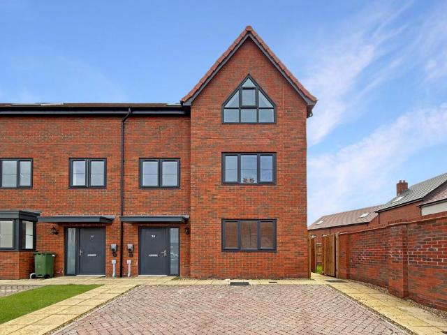 House for sale in Southcourt, Aylesbury