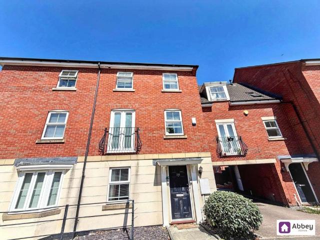 House for sale in Hamilton, Old Wharf