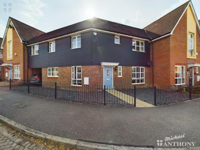 House for sale in Walton Court, Aylesbury