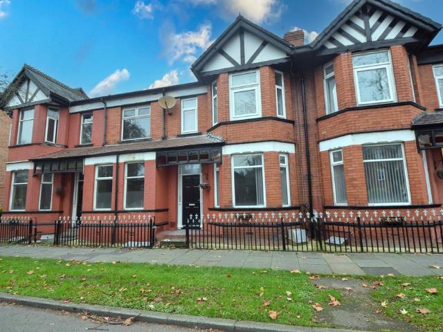 House for sale in Trafford Park, Greater Manchester