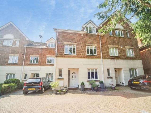 House for sale in Bassett, City Of Southampton