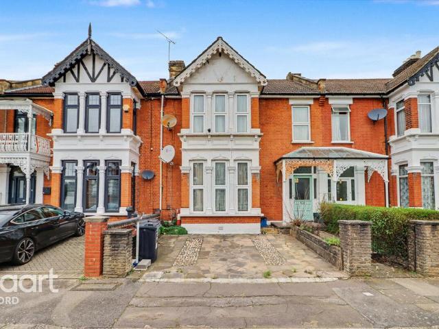 House for sale in Gants Hill, Greater London