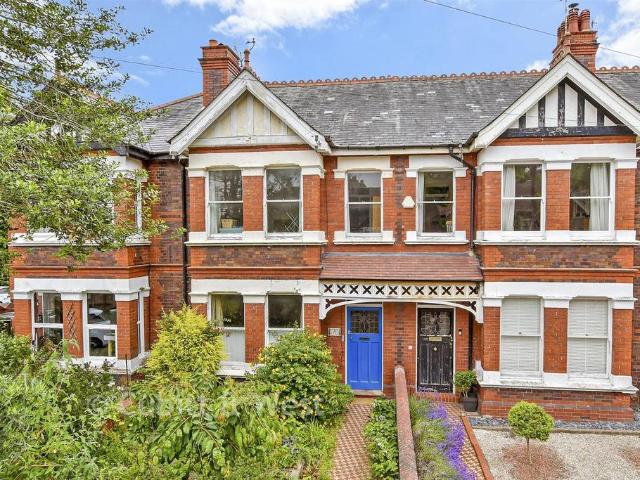 House for sale in West Worthing, Worthing