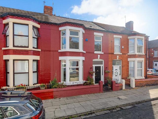 House for sale in Calderstones