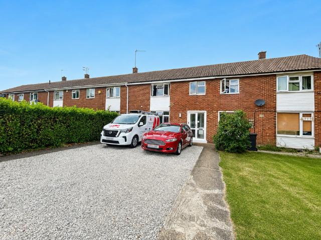 House for sale in Houghton Regis, Bedfordshire