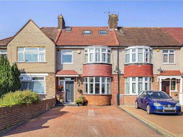 House for sale in London Borough of Hounslow, Greater London