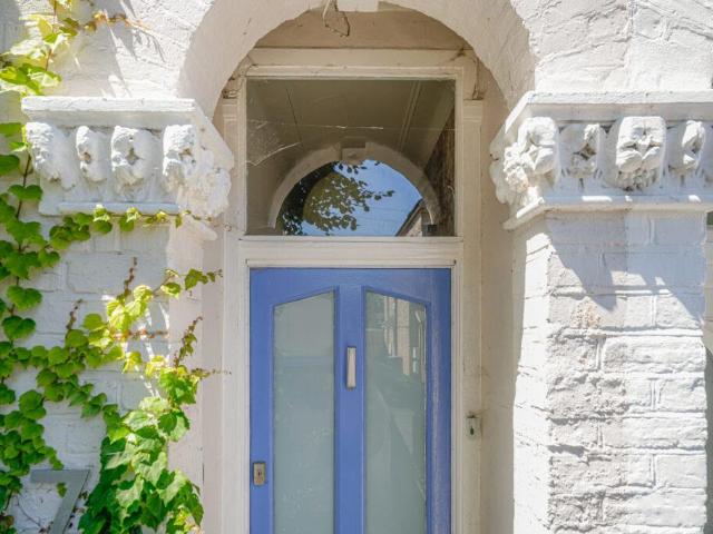 House for sale in Palmers Green, Greater London
