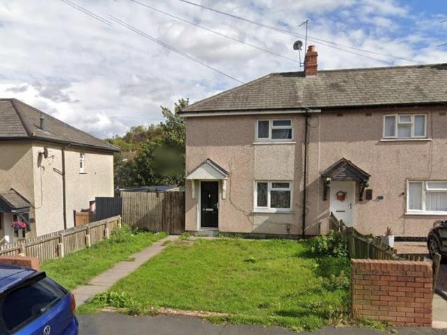 House for sale in Woodsetton, Coseley