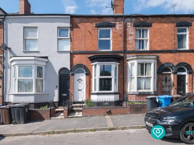 House for sale in Lowfield, South Yorkshire