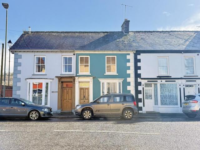 House for sale in Llandovery, Wales