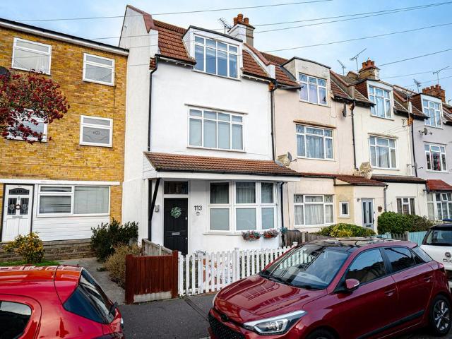 House for sale in Alton Barnes, Isle Of Man