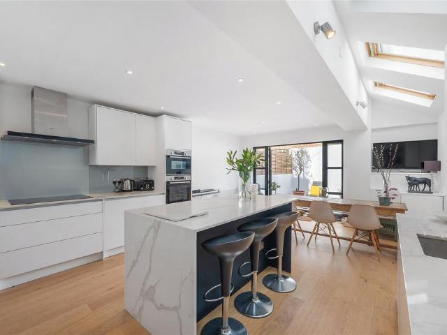 House for sale in Fulham, Greater London