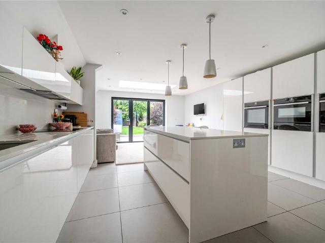 House for sale in High Barnet, Greater London
