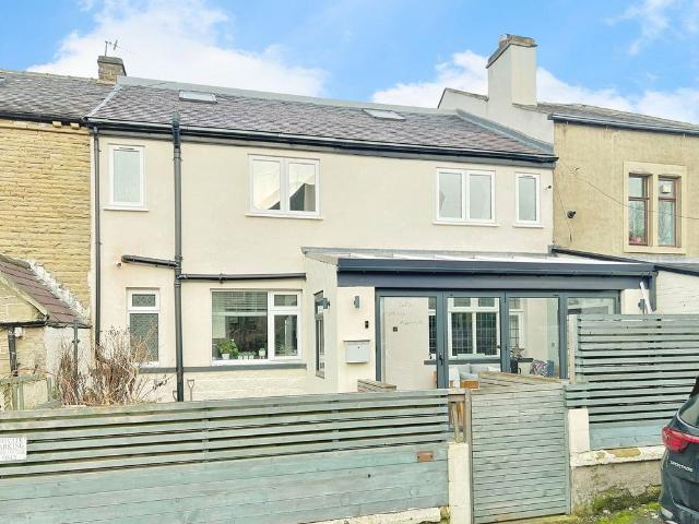 House for sale in Long Lee, West Yorkshire